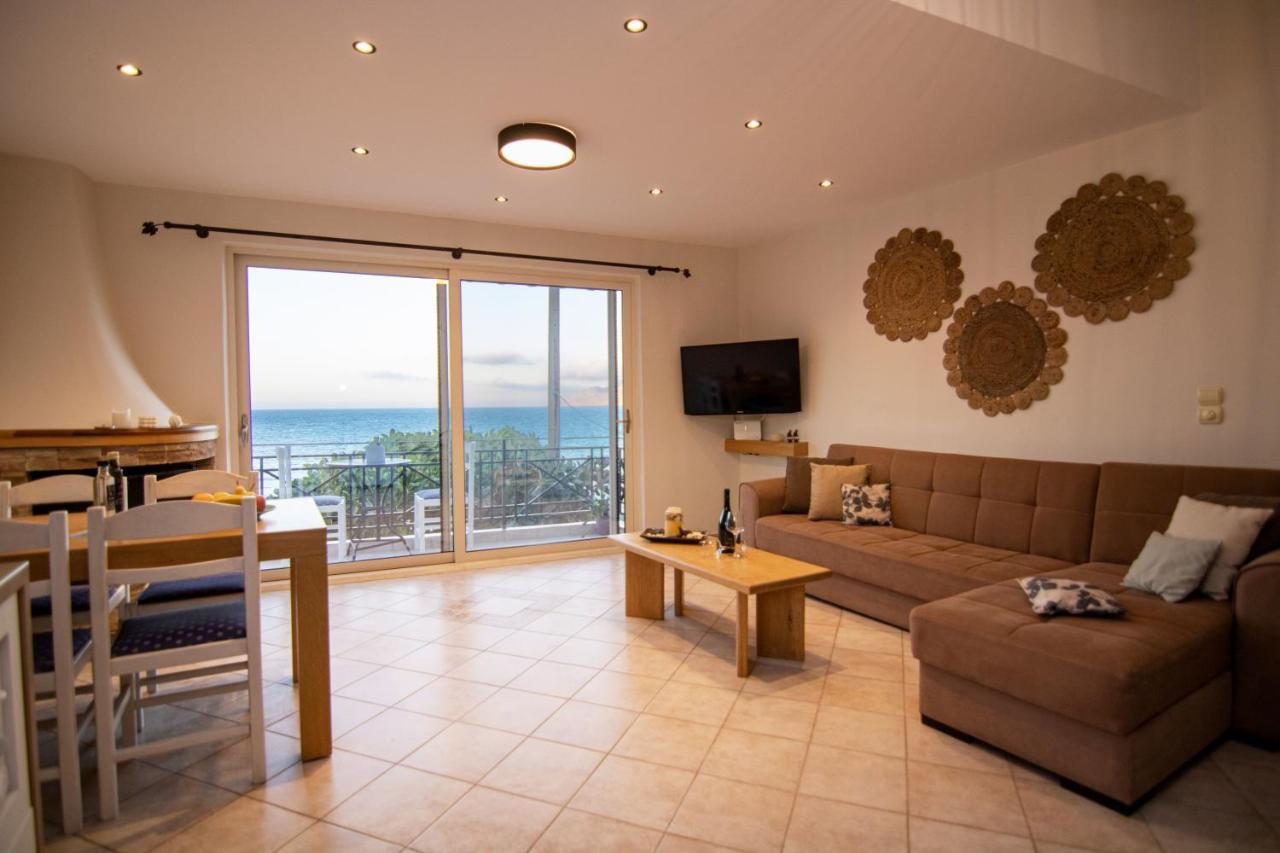 The Island House - Family Size Apt - Overlooking The Aegean - 3 Steps From The Beach Μόχλος Εξωτερικό φωτογραφία